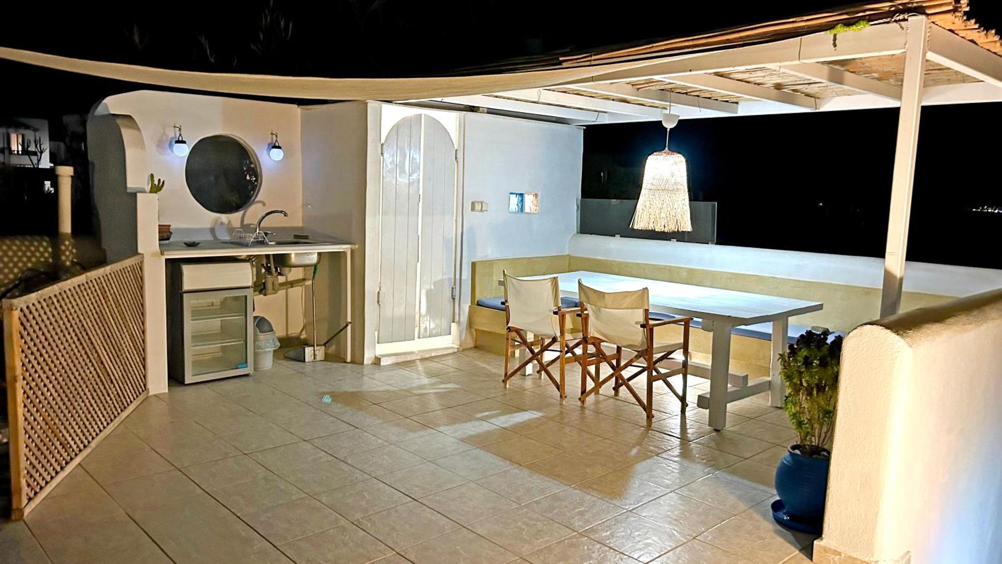Villa Danae - Seaside Villa With Pool & Hot Tub 皮索·里瓦蒂 外观 照片