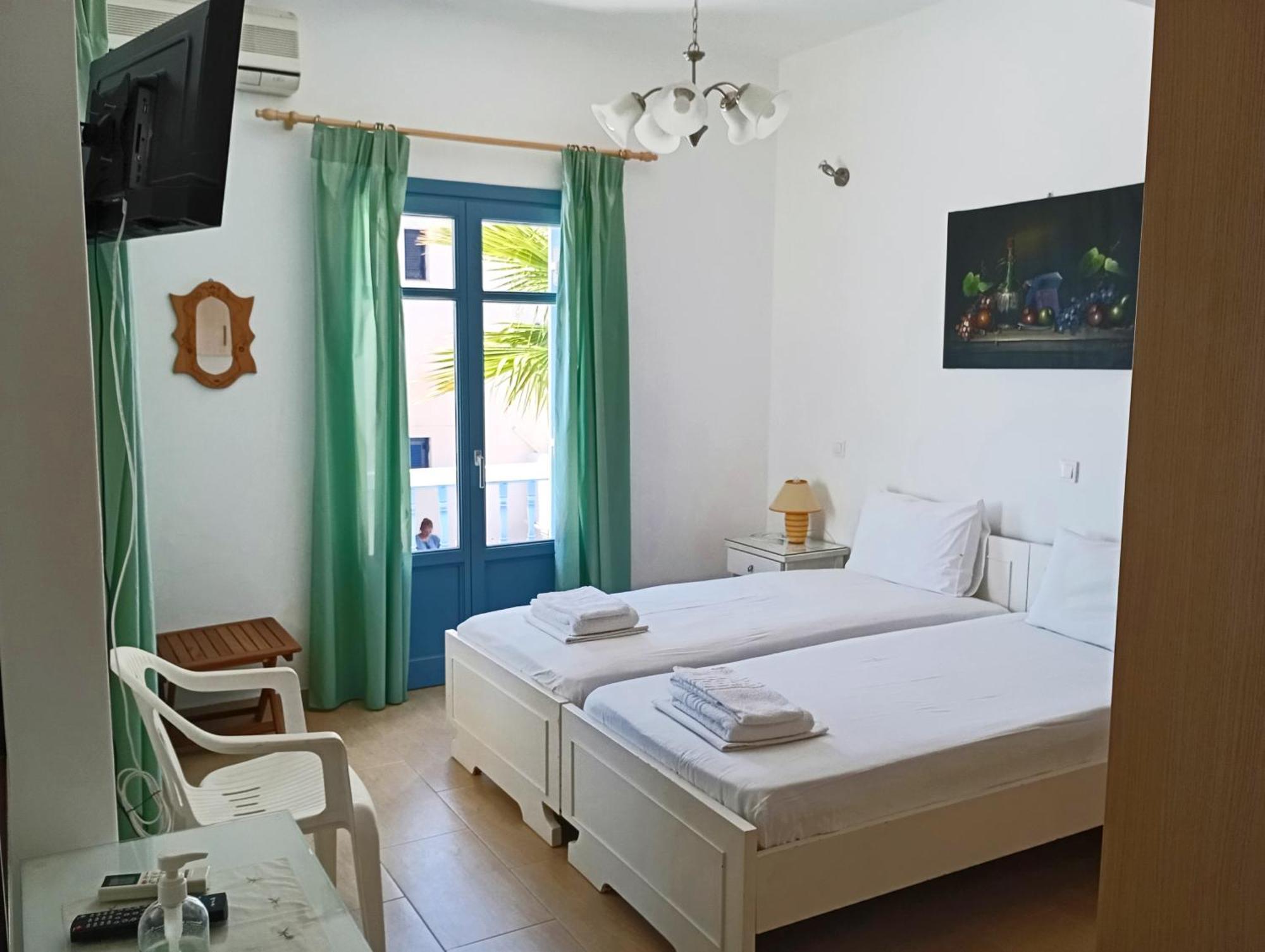Villa Danae - Seaside Villa With Pool & Hot Tub 皮索·里瓦蒂 外观 照片